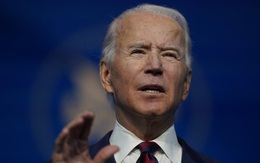 Ông Joe Biden tiêm vắc-xin ngừa COVID-19 trên sóng trực tiếp