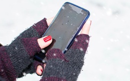 Vì sao cứ mùa đông là pin điện thoại lại tụt nhanh khủng khiếp?