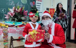 20.000 đồng/phút gặp ông già Noel, 'cháy sô' ngày chính lễ  ​