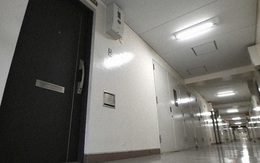 Nhật Bản chấn động khi hai mẹ con chết đói vì túng quẫn giữa đại dịch Covid-19, thi thể người mẹ gầy gò khiến nhiều người xót xa