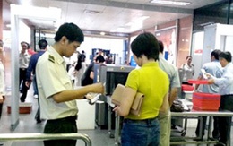 Ngăn chặn hành khách sử dụng giấy tờ không đúng quy định khi bay