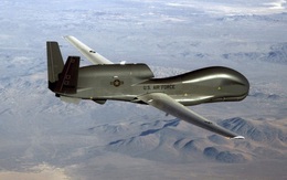 Máy bay ném bom B-1B và UAV trinh sát Mỹ hoạt động ở Biển Đông