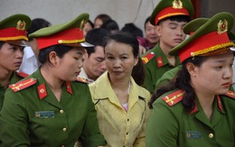 Xử vụ án mẹ nữ sinh giao gà ở Điện Biên: Vắng luật sư bào chữa bị cáo Vì Thị Thu, tòa quyết định hoãn