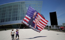 Hoạt động tranh cử của Tổng thống Trump có thể biến thành sự kiện siêu lây nhiễm Covid-19