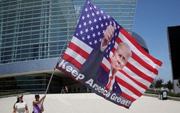 Hoạt động tranh cử của Tổng thống Trump có thể biến thành sự kiện siêu lây nhiễm Covid-19