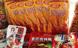 Rộ đồ ăn vặt nội địa Trung trên chợ mạng: Giá rẻ không thiếu thứ gì từ bánh kẹo, nước uống cho tới các loại thịt ăn liền