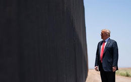 Tổng thống Trump tuyên bố tường biên giới có thể chặn được cả dịch COVID-19