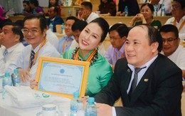 Phi Thanh Vân được trao danh hiệu Đại sứ thiện nguyện của UNESCO Việt Nam