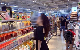 Đăng ảnh tạo dáng uốn éo trong siêu thị nhờ dân mạng chỉnh giúp, gái xinh không ngờ nhận về cả đống "gạch" vì điều kém duyên này
