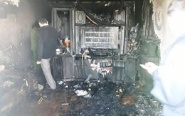 Vợ hút thuốc khi nằm ngủ, rơi gạt tàn xuống nền có xăng khiến vợ tử vong, chồng bị bỏng