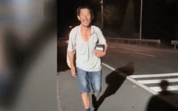 Phải đi bộ 950km vì bị cấm lên xe buýt do không có smartphone ở Trung Quốc