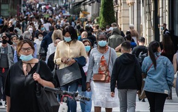 Ghi nhận tới 500 ổ dịch COVID-19, Pháp vẫn loại trừ nguy cơ 'làn sóng thứ hai'