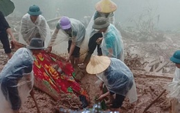 Hà Giang chìm trong mưa lũ, đất vùi lấp chết 2 người, lũ cuốn 1 người