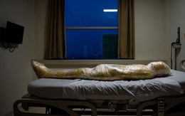 'Con người trở thành xác ướp': National Geographic công bố bức hình gây ám ảnh, cho thấy thực tại tàn khốc Covid-19 đang gây ra tại Indonesia