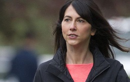 Vợ cũ của Jeff Bezos đổi tên sau ly hôn và chi gần 1,7 tỷ USD làm từ thiện