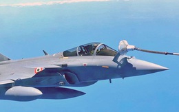 5 chiến cơ Rafale đầu tiên hạ cánh xuống Ấn Độ