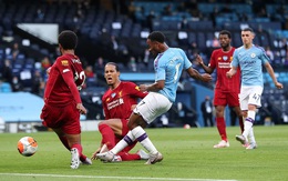 Ngạo nghễ với chức vô địch, Liverpool bị Man City đá cho "xây xẩm mặt mày" trong mưa bàn thắng