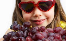 Mách bạn 8 lợi ích sức khỏe tuyệt vời mà quả nho đem lại