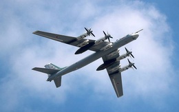Oanh tạc cơ nguy hiểm nhất của Nga Tu-95MSM sắp tung cánh trên bầu trời