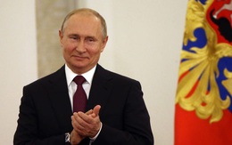 Vaccine COVID-19 được BYT Nga chấp thuận; TT Putin tiết lộ con gái ông đã được tiêm