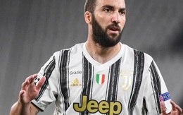 Vừa ra mắt, tân HLV Juventus Andrea Pirlo đã đẩy 7 cầu thủ ra đường