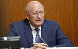 Nga tố Mỹ lôi kéo nhà khoa học điều chế vaccine COVID-19