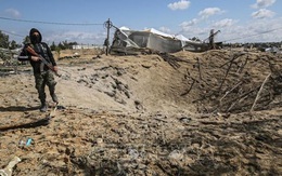 Israel tấn công các cơ sở của Hamas