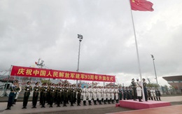 Quân đội Trung Quốc đồn trú ở Hong Kong diễn tập bắn ngư lôi trên biển Đông