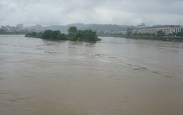 Trung Quốc thông báo xả lũ, nước sông Hồng chuẩn bị dâng cao trở lại