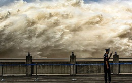 Hết Covid-19 lại đến lũ lụt, đà hồi phục của kinh tế Trung Quốc nhanh chóng bị đè bẹp