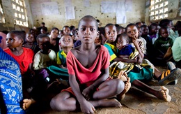 Cơn ác mộng mang tên "Thanh lọc tình dục" đối với các cô gái Malawi