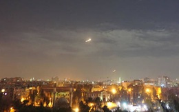 Chiến sự Syria: Israel bất ngờ không kích lực lượng Syria, Nga oanh tạc dữ dội Latakia