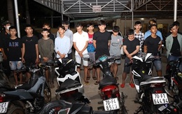 Bắt 17 “quái xế” đua xe mùa dịch COVID-19