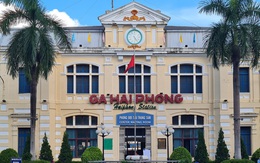 Phong toả nhiều nhà hàng, khử khuẩn ga Hải Phòng vì ca mắc COVID-19