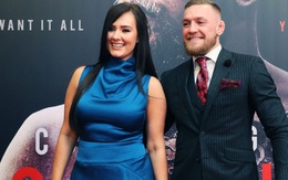 "Gã điên" Conor McGregor đính hôn với bạn gái Dee Devlin sau 12 năm bên nhau