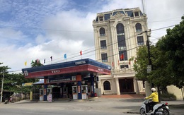 Đại gia Phát 'dầu' lấy tiền đâu xây lâu đài?