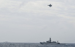 Hành động "lởn vởn" của tàu hải cảnh Trung Quốc làm an ninh Indonesia sinh nghi