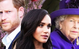 Harry buồn khi không thể về Anh nghỉ hè cùng gia đình và phản ứng của Meghan Markle khiến dư luận bức xúc