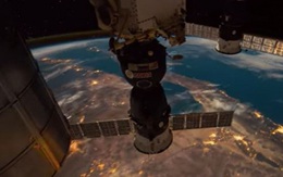 Thước phim tua nhanh 100 GB ảnh của NASA ghi lại vẻ đẹp ngoạn mục của Trái Đất