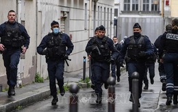 Cảnh sát bắt giữ một nghi phạm vụ tấn công bằng dao ở Pháp