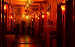 Một trong những nhà thổ lớn nhất châu Âu phá sản vì COVID-19