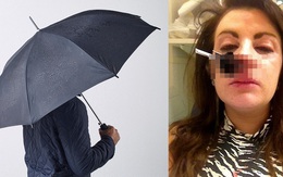 Học người Nhật cách sử dụng ô an toàn trong mùa mưa để tránh những tai nạn đáng tiếc