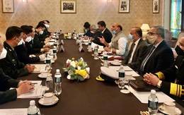 Bộ trưởng Quốc phòng Ấn – Trung gặp mặt tại Nga