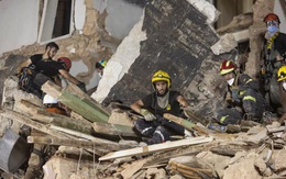 Khó tin: Phát hiện dấu hiệu sự sống dưới đống đổ nát 30 ngày sau vụ nổ cảng Beirut