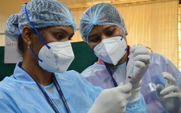 Số ca mắc COVID-19 trên thế giới vượt mốc 100 triệu