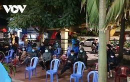Ảnh: Những chốt phòng dịch trong đêm ở Quảng Ninh