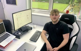 Thất nghiệp vì Covid-19, anh thợ làm tóc về bán hàng online nào ngờ phất lên, kiếm gần 300 triệu/ngày, bí quyết chỉ nằm ở một từ duy nhất!