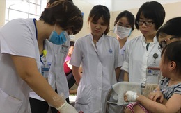 Hàng nghìn sinh viên trường y tình nguyện tham gia phòng chống dịch COVID -19