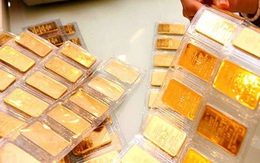 Giá vàng thế giới vượt 1.900 USD/ounce, trong nước cũng tăng mạnh