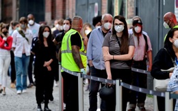 Vì sao dùng cùng loại vaccine Covid-19 nhưng tỷ lệ tử vong ở các nước rất khác nhau?